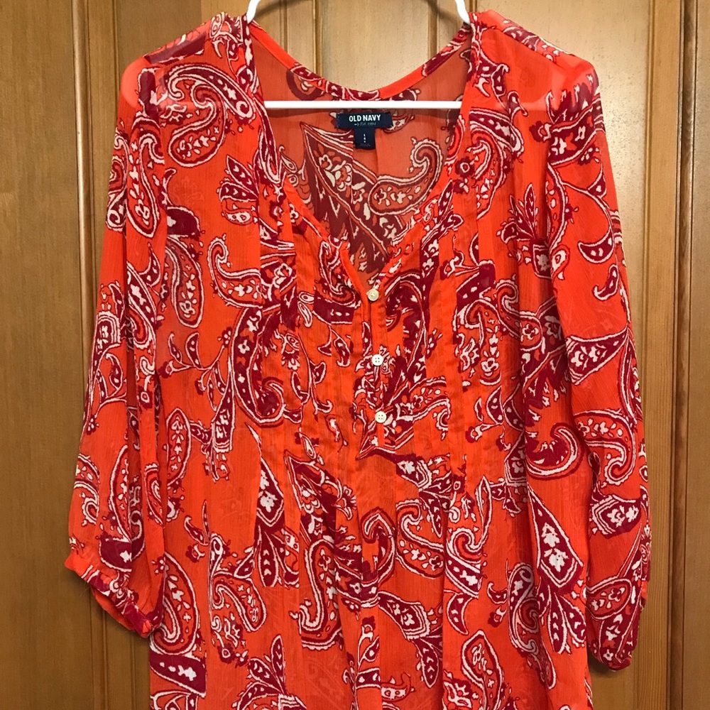 Sheer 3/4 sleeve tunic